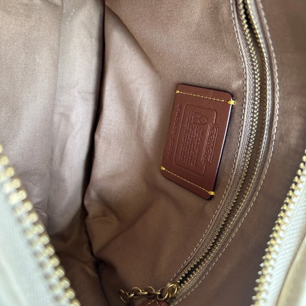Coach Ergo C2588 Chalk White Signature Jacquard Leather‎ Shoulder Bag Excellent